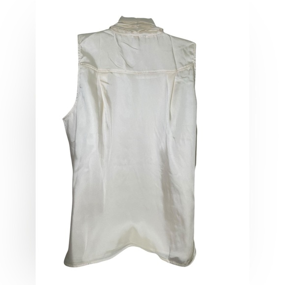 Isaac Mizrahi New NWT Ivory Satin Tie Front Tank Blouse Size Large - Picture 3 of 7